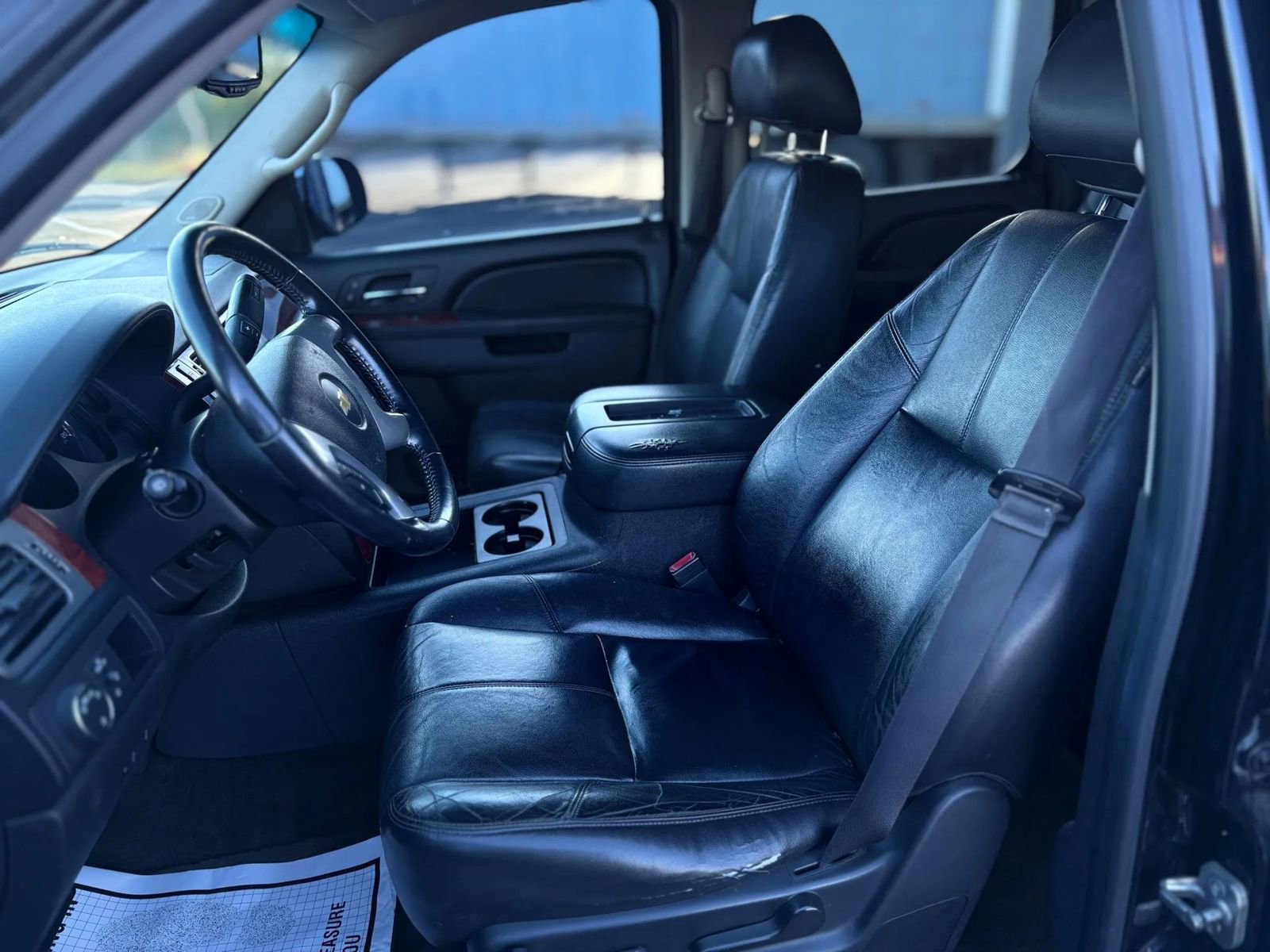 Used 2013 Chevrolet Suburban LT w/ All-Star Edition image 11