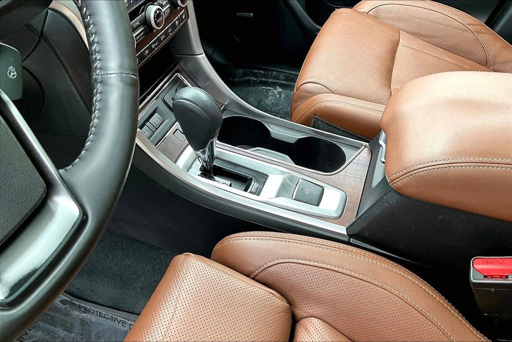 Used 2019 Subaru Ascent Touring w/ Popular Package #3 image 17