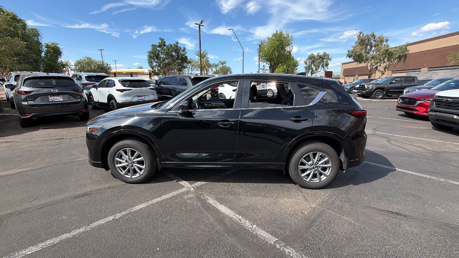 Certified 2025 MAZDA CX-5 AWD 2.5 S w/ Select Package image 4