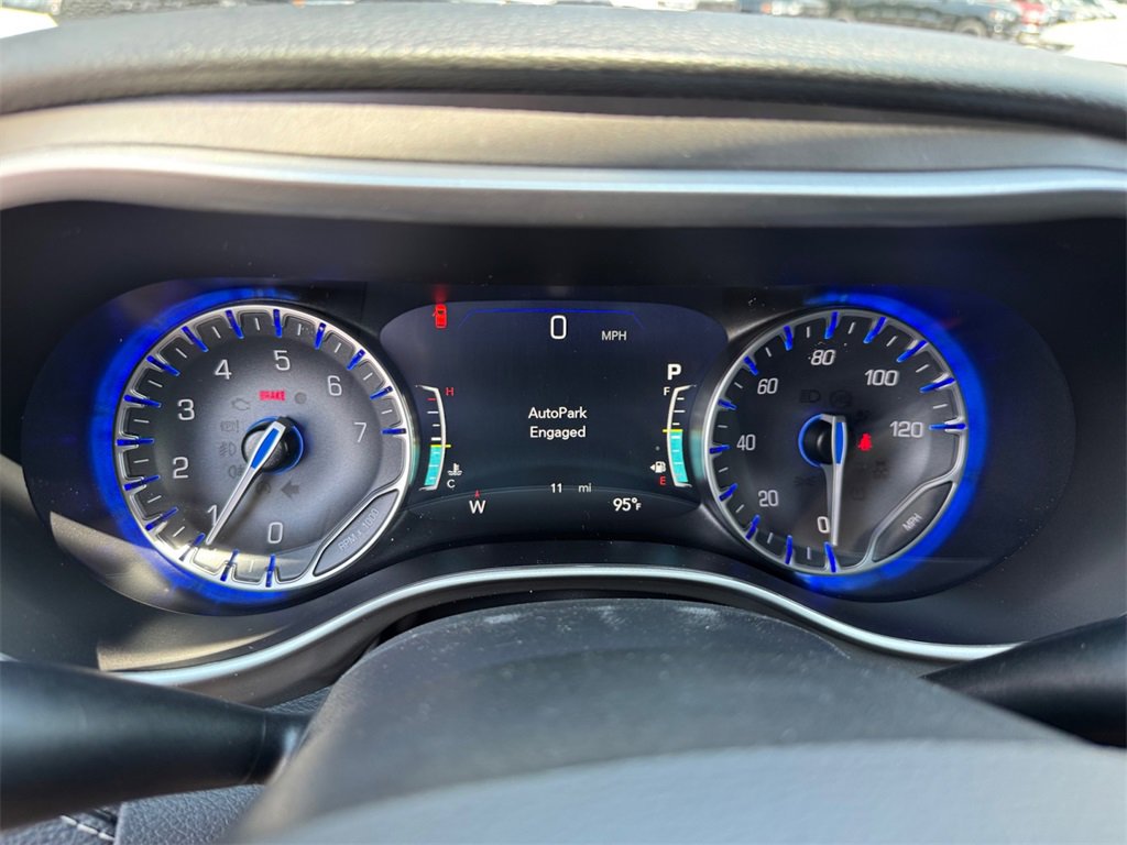 New 2026 Chrysler Pacifica Select image 23