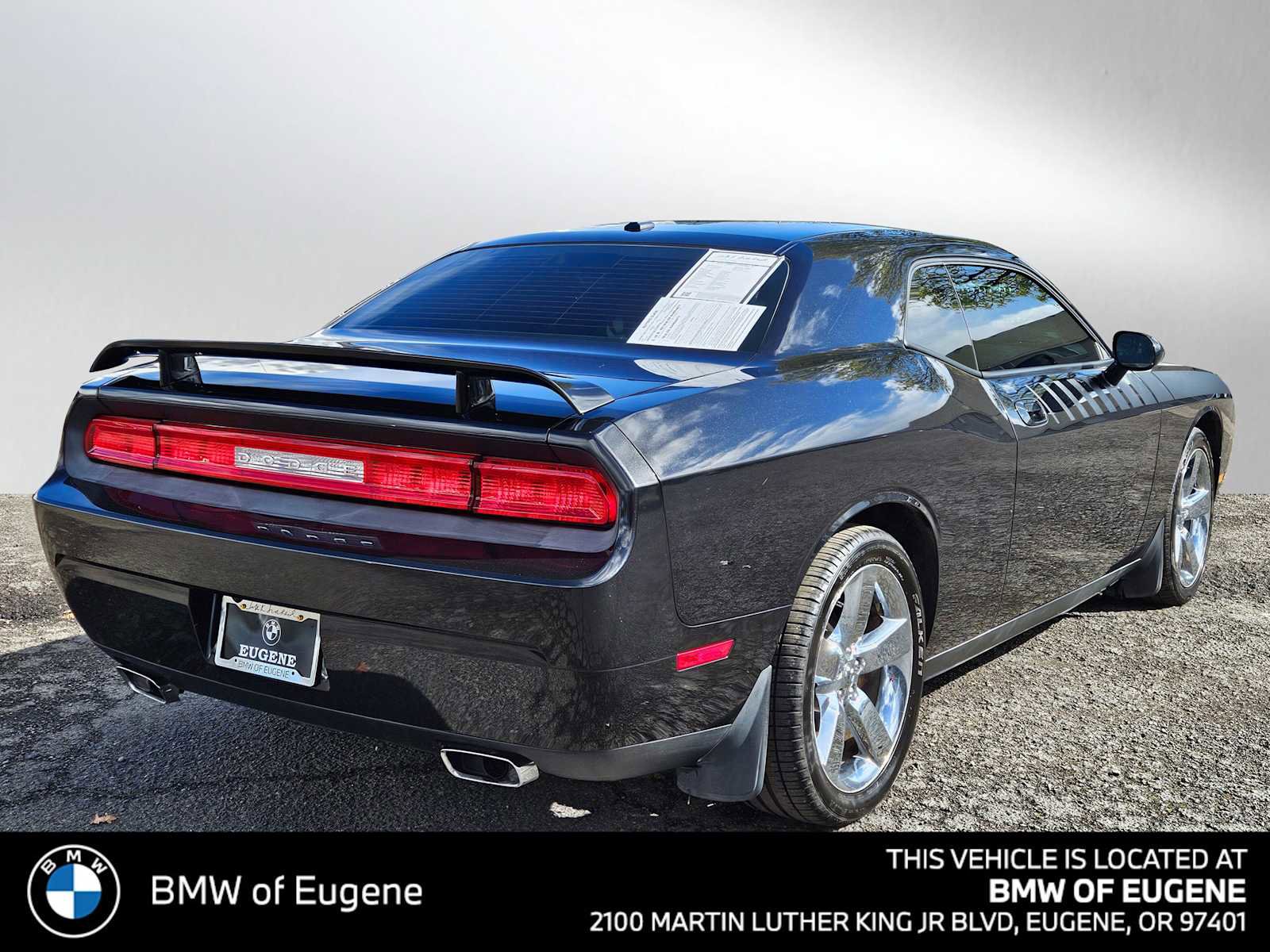 Used 2010 Dodge Challenger R/T image 3