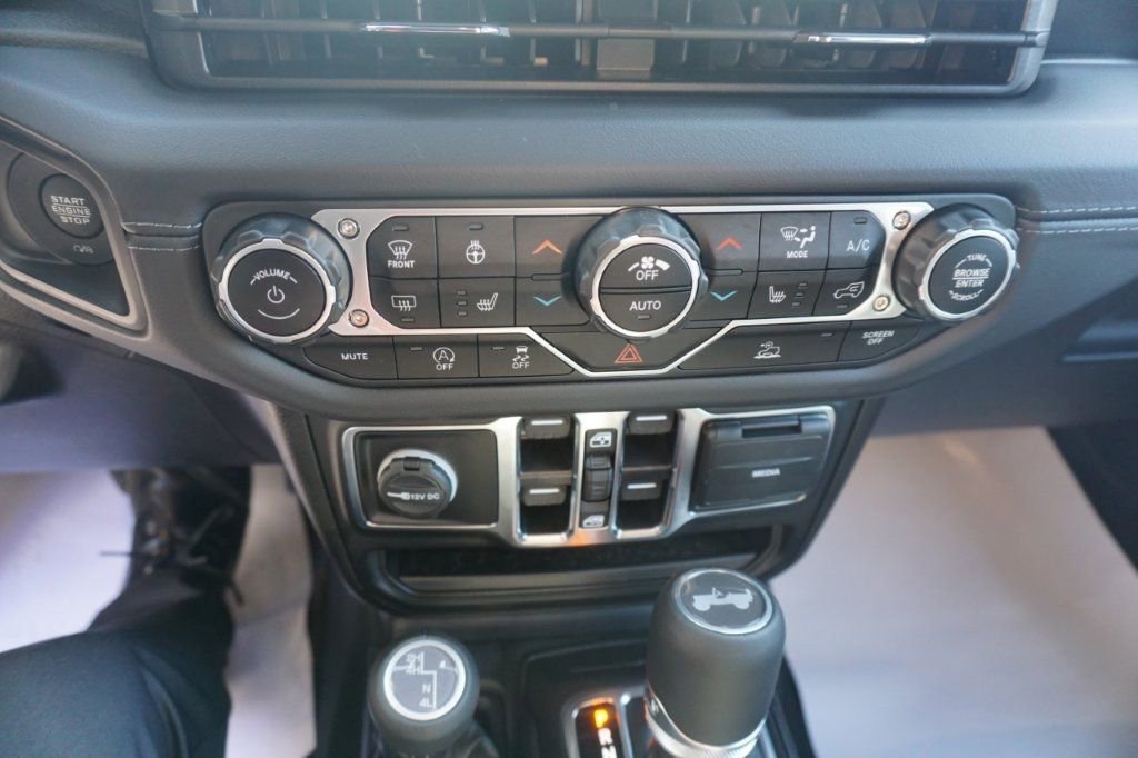 New 2025 Jeep Wrangler Unlimited Sahara image 18