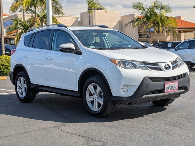 Used 2014 Toyota RAV4 XLE FWD image 4