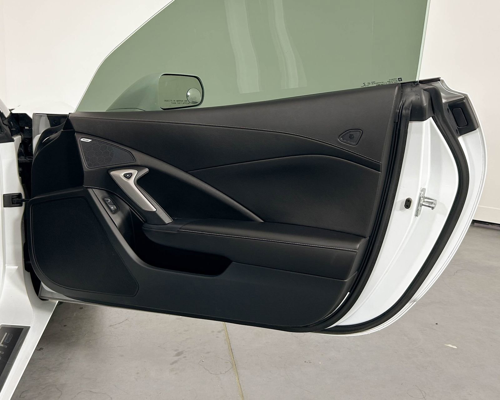 Used 2016 Chevrolet Corvette Stingray Coupe image 16