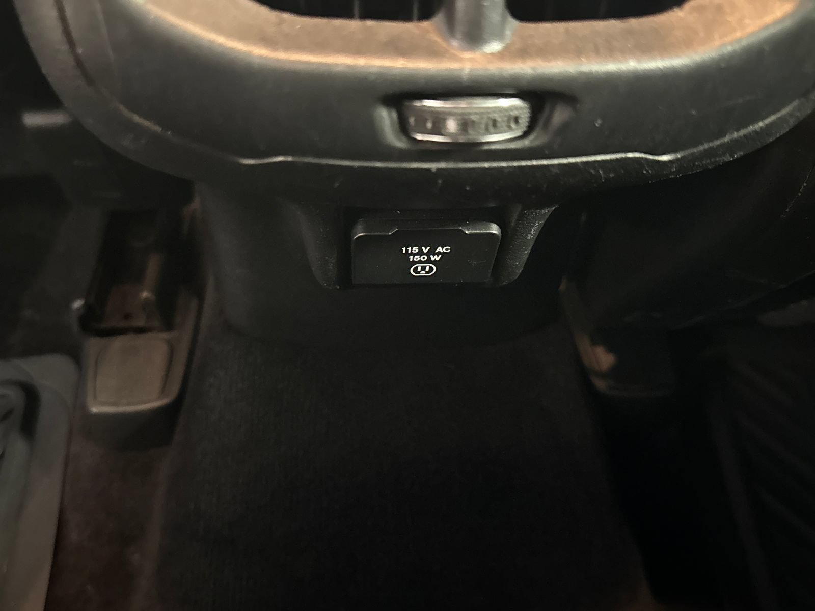 Used 2017 Jeep Cherokee Limited AWD/4WD image 29