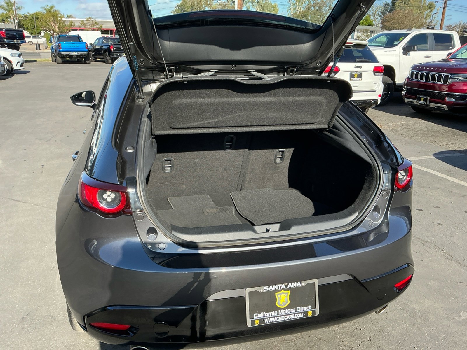 Used 2020 MAZDA MAZDA3 Hatchback w/ Preferred Package FWD image 21