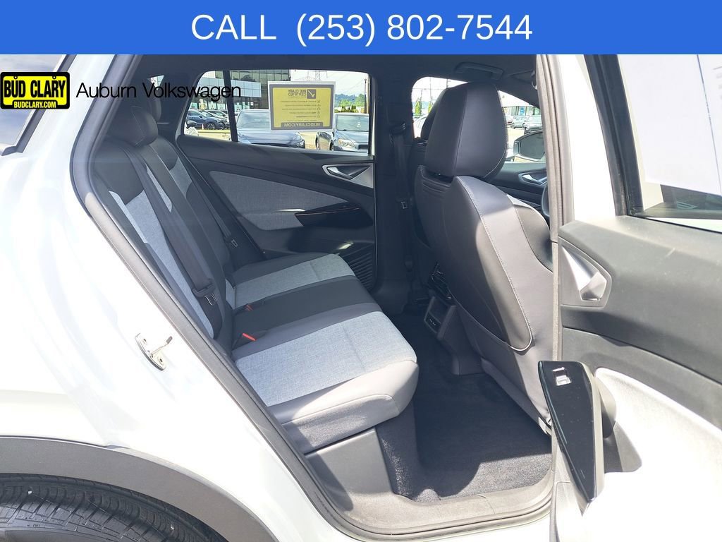 Used 2024 Volkswagen ID.4 2WD image 16