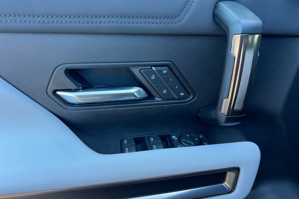 New 2025 GMC Hummer EV 3X image 8