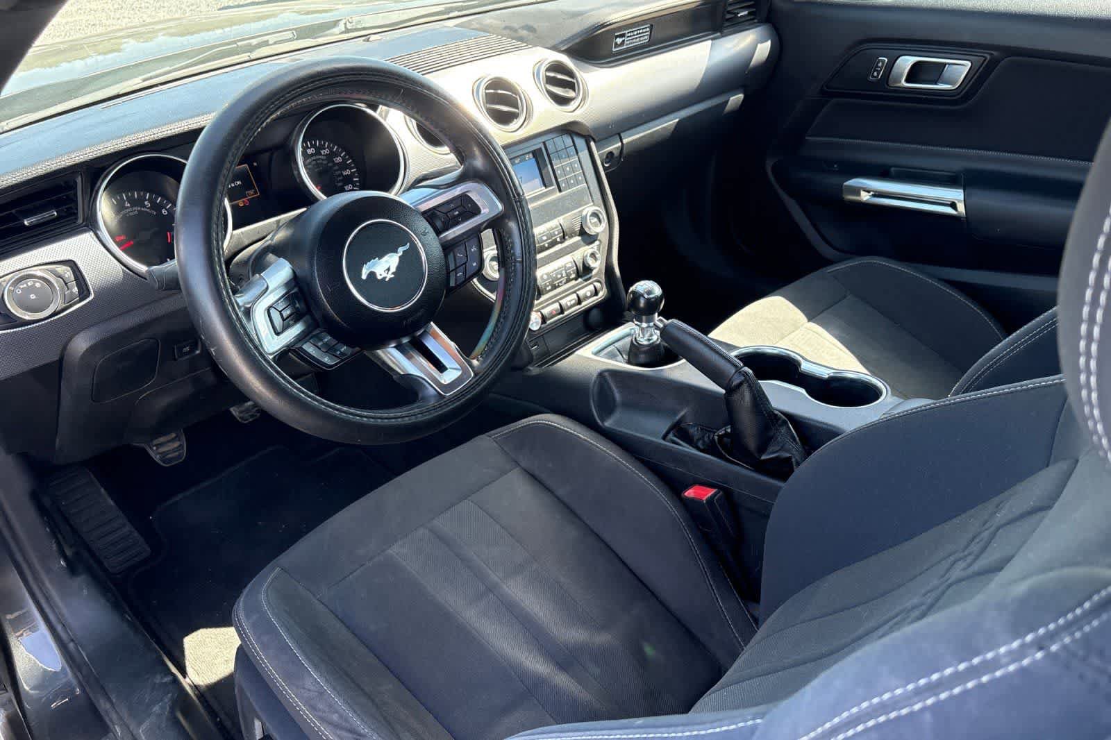 Used 2020 Ford Mustang GT RWD image 14