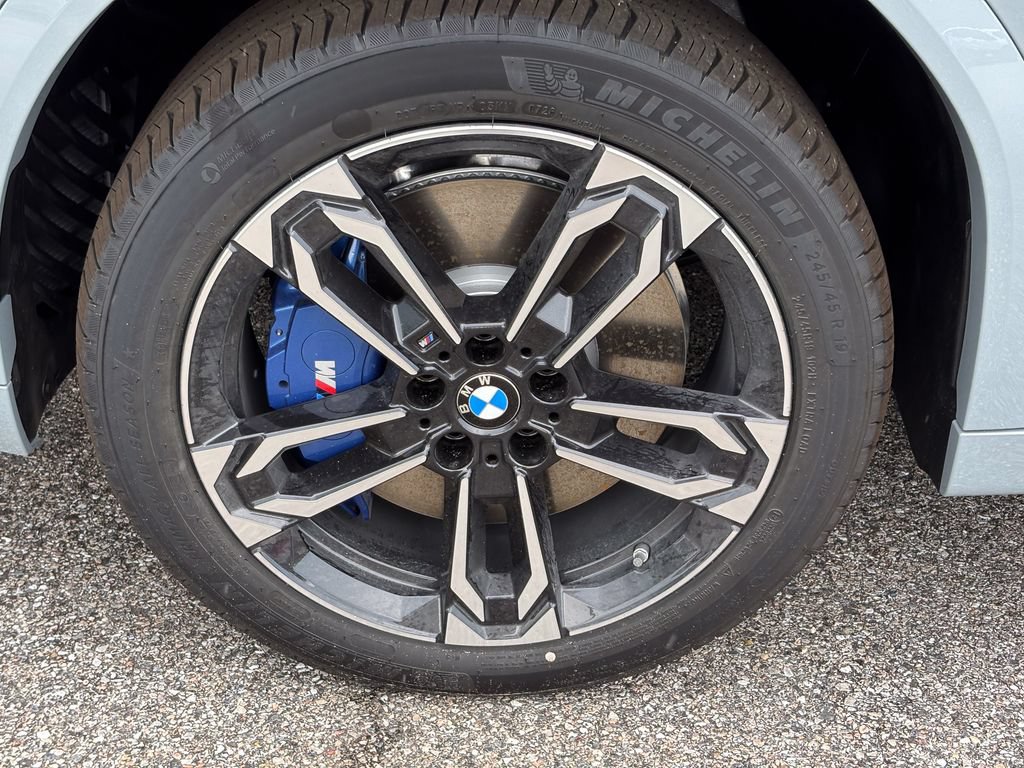 New 2026 BMW X2 xDrive28i w/ Technology Package AWD/4WD image 9