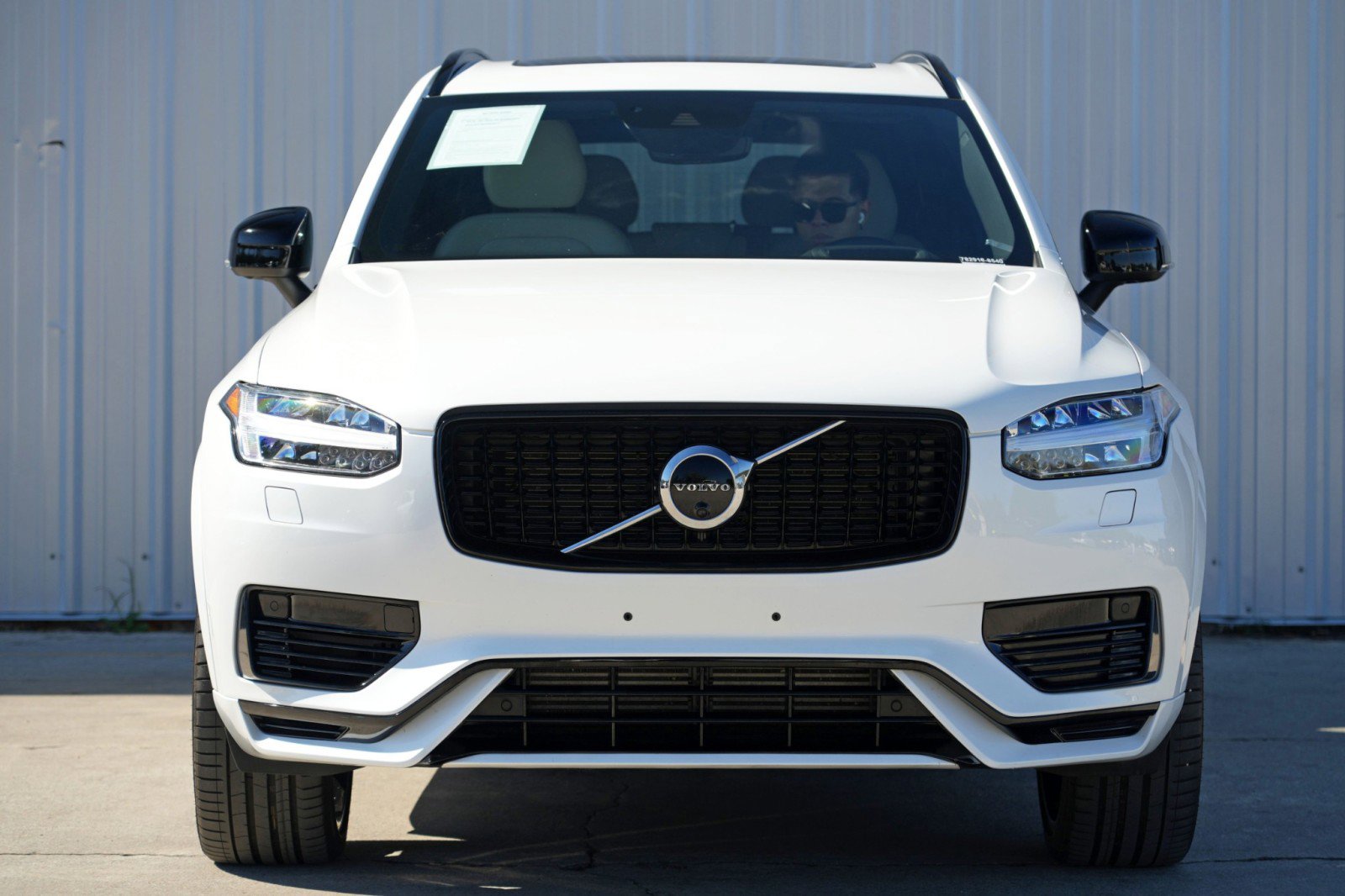 Used 2022 Volvo XC90 T8 R-Design w/ Advanced Package AWD/4WD image 7