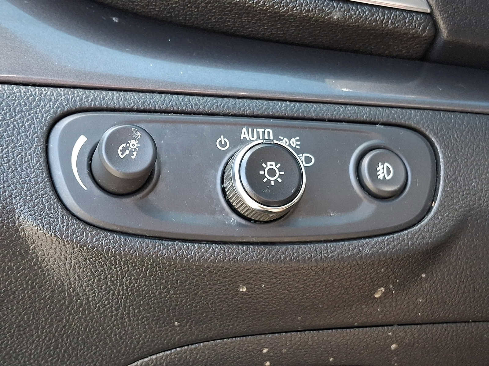 Used 2019 Buick Encore Sport Touring w/ Safety Package image 21