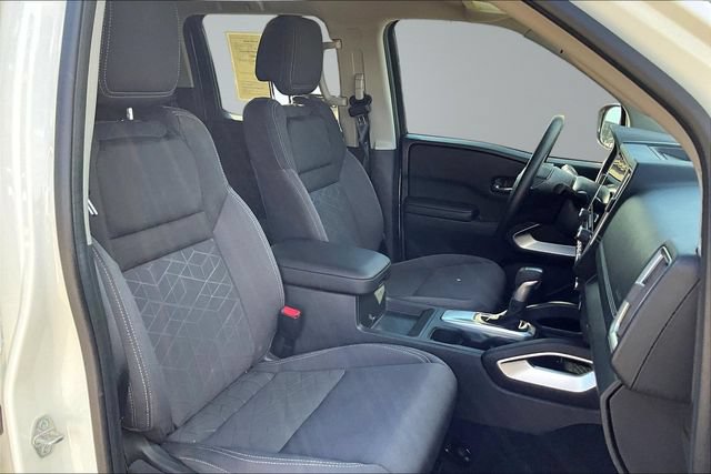 Used 2025 Nissan Frontier SV AWD/4WD image 30