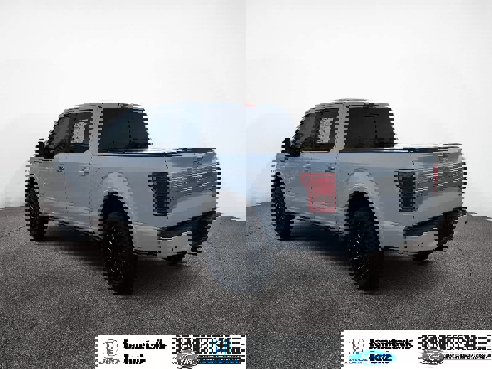 Used 2017 Ford F150 Limited image 3