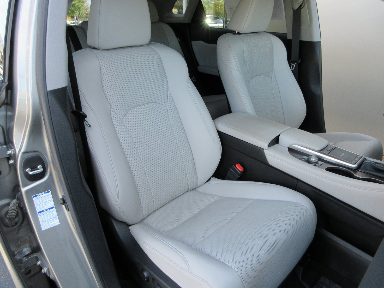 Used 2022 Lexus RX 450h AWD w/ Premium Package image 24