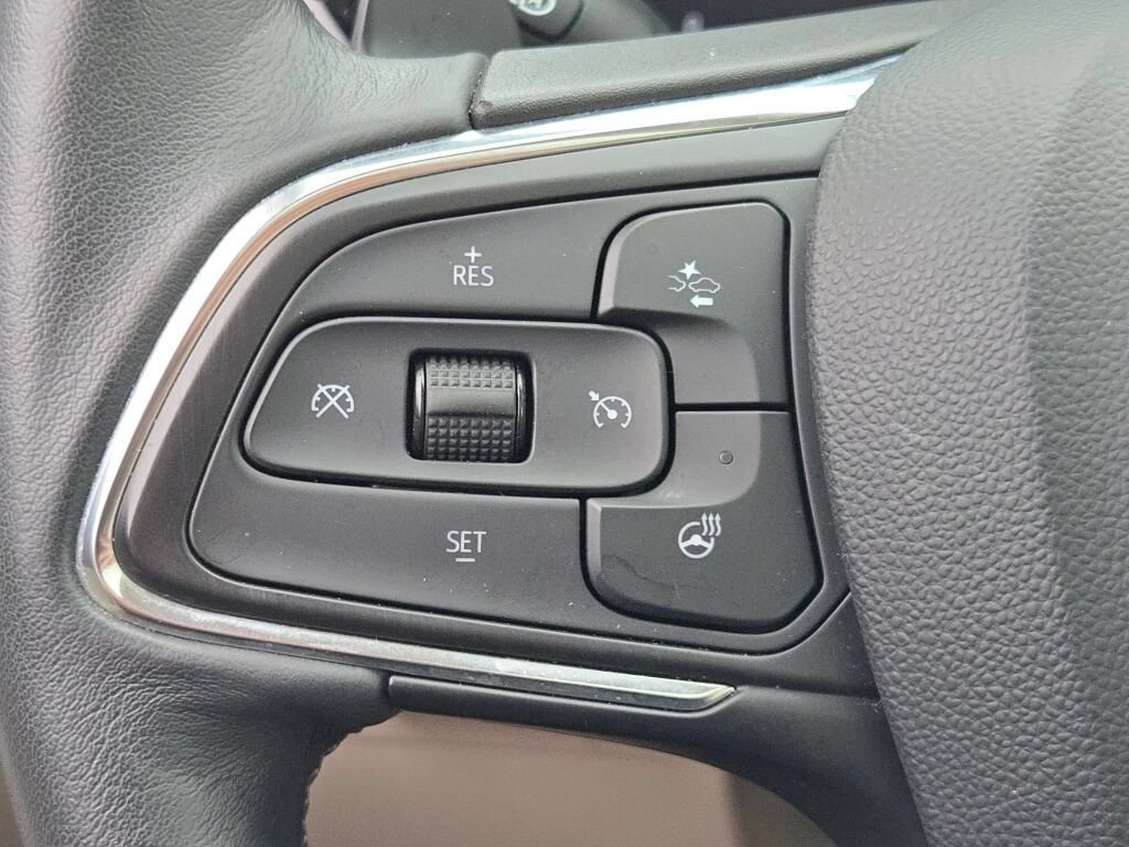 Used 2023 Buick Envision Avenir AWD/4WD image 29