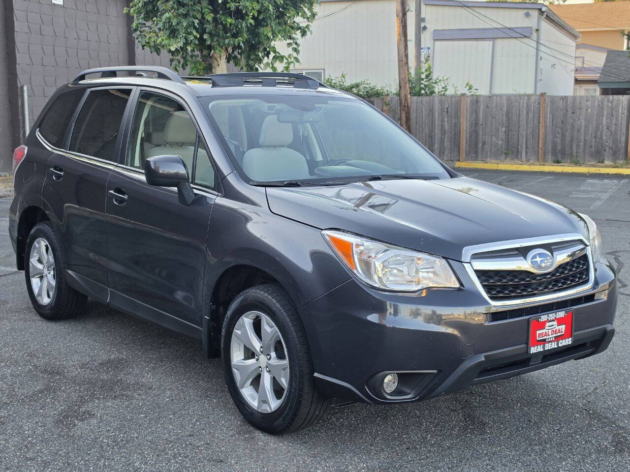 Used 2016 Subaru Forester 2.5i Premium AWD/4WD image 14