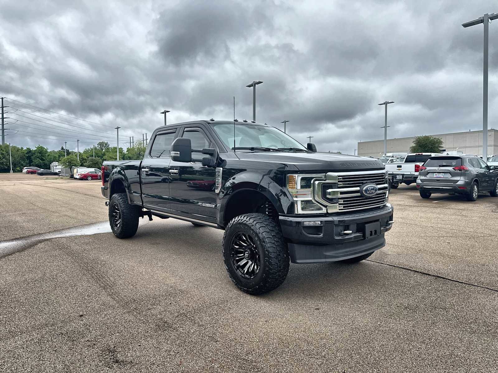 Used 2022 Ford F350 Limited w/ FX4 Off-Road Package AWD/4WD image 11