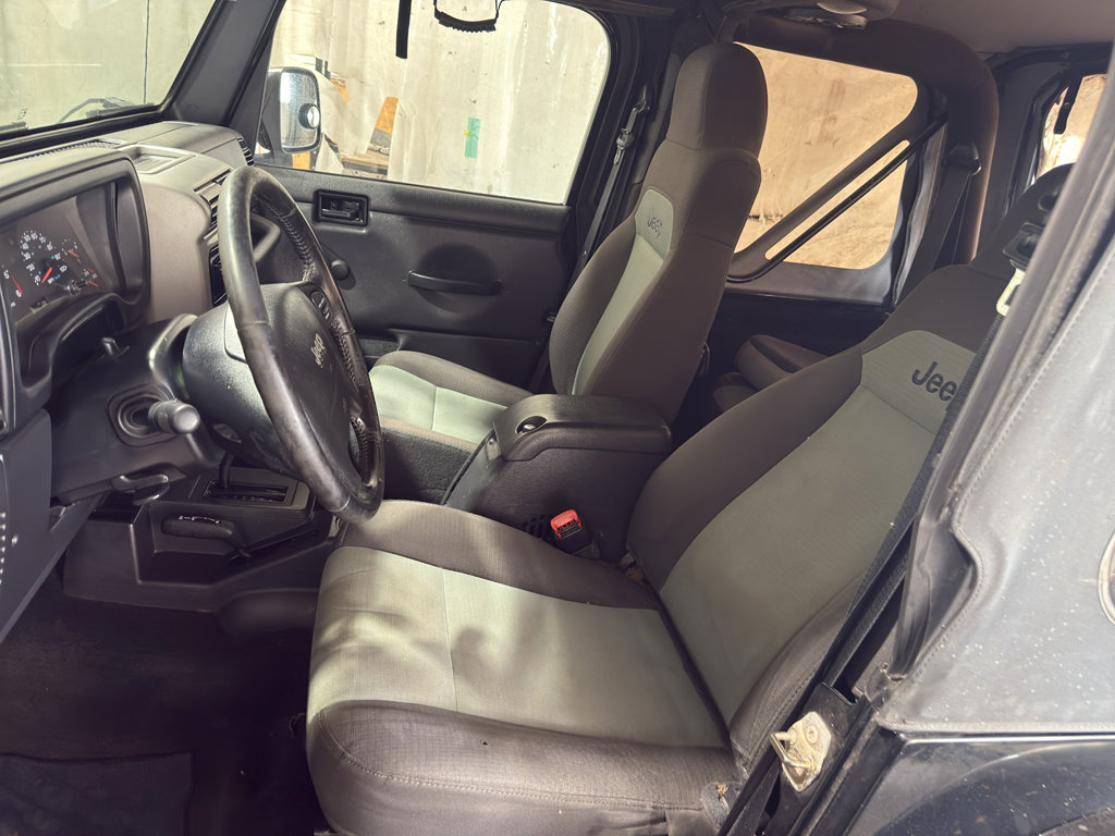 Used 2005 Jeep Wrangler X w/ Rocky Mountain Edition Group AWD/4WD image 8