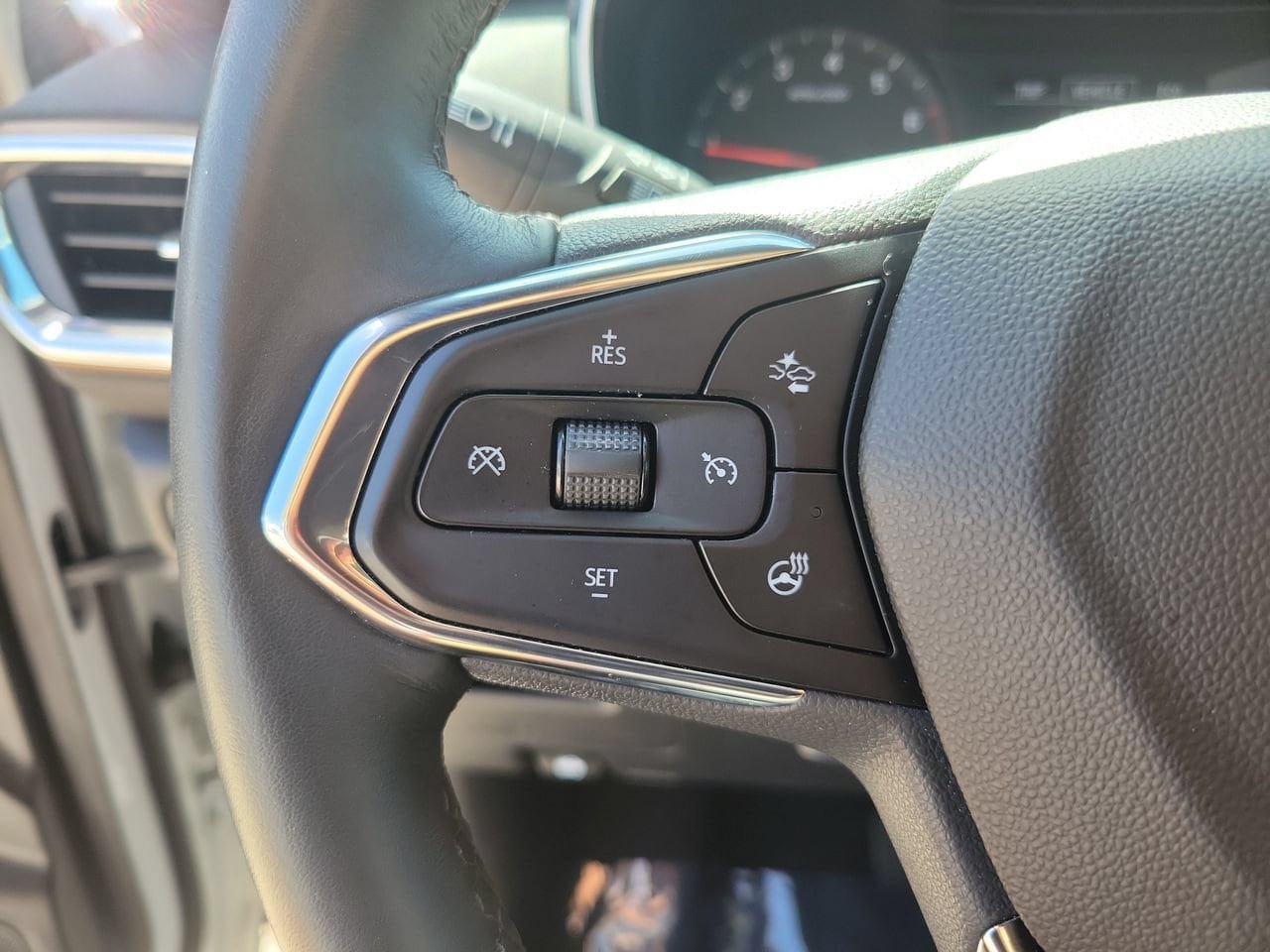 Certified 2023 Chevrolet TrailBlazer ACTIV w/ Convenience Package FWD image 19