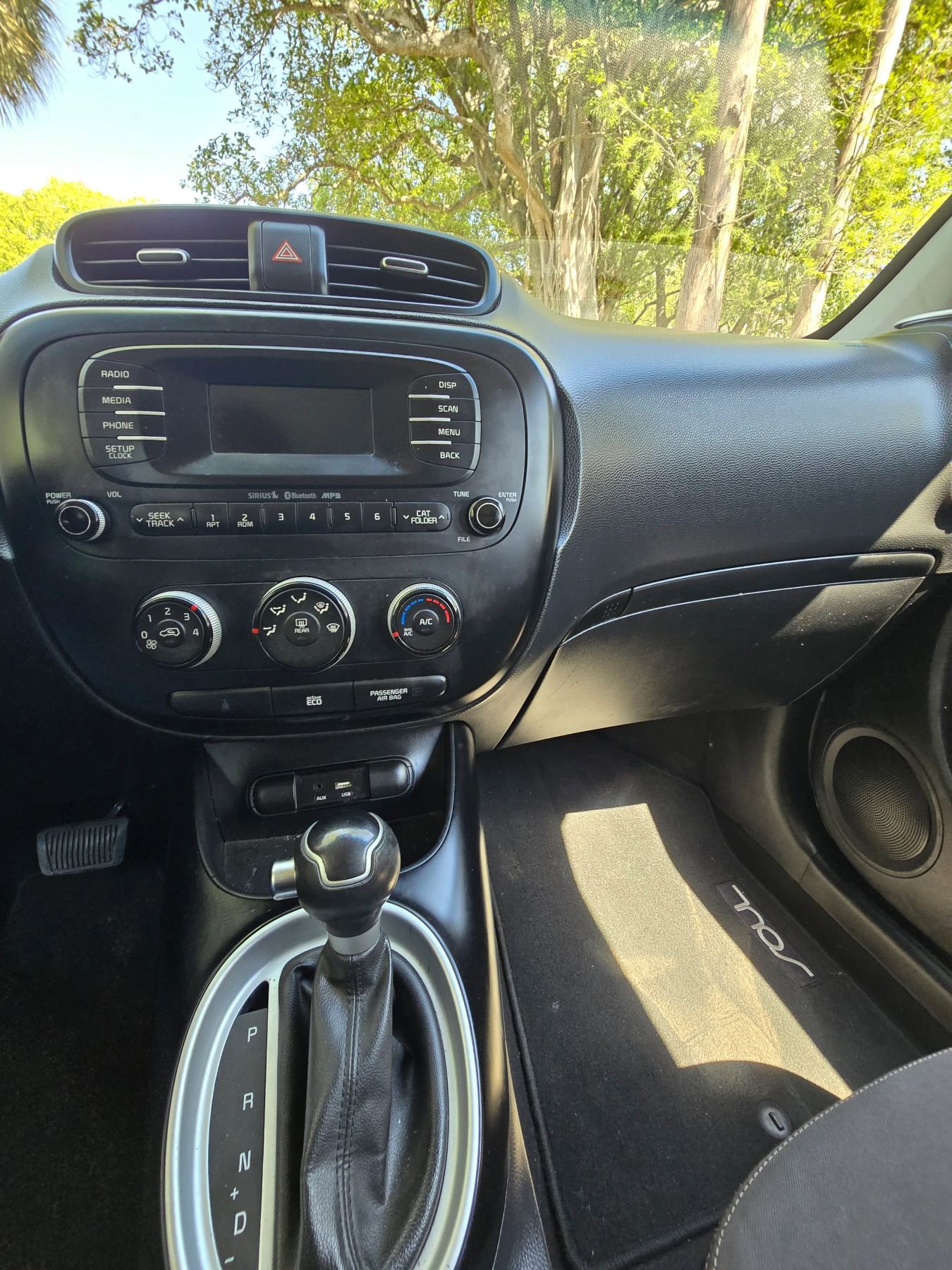 Used 2016 Kia Soul FWD image 29
