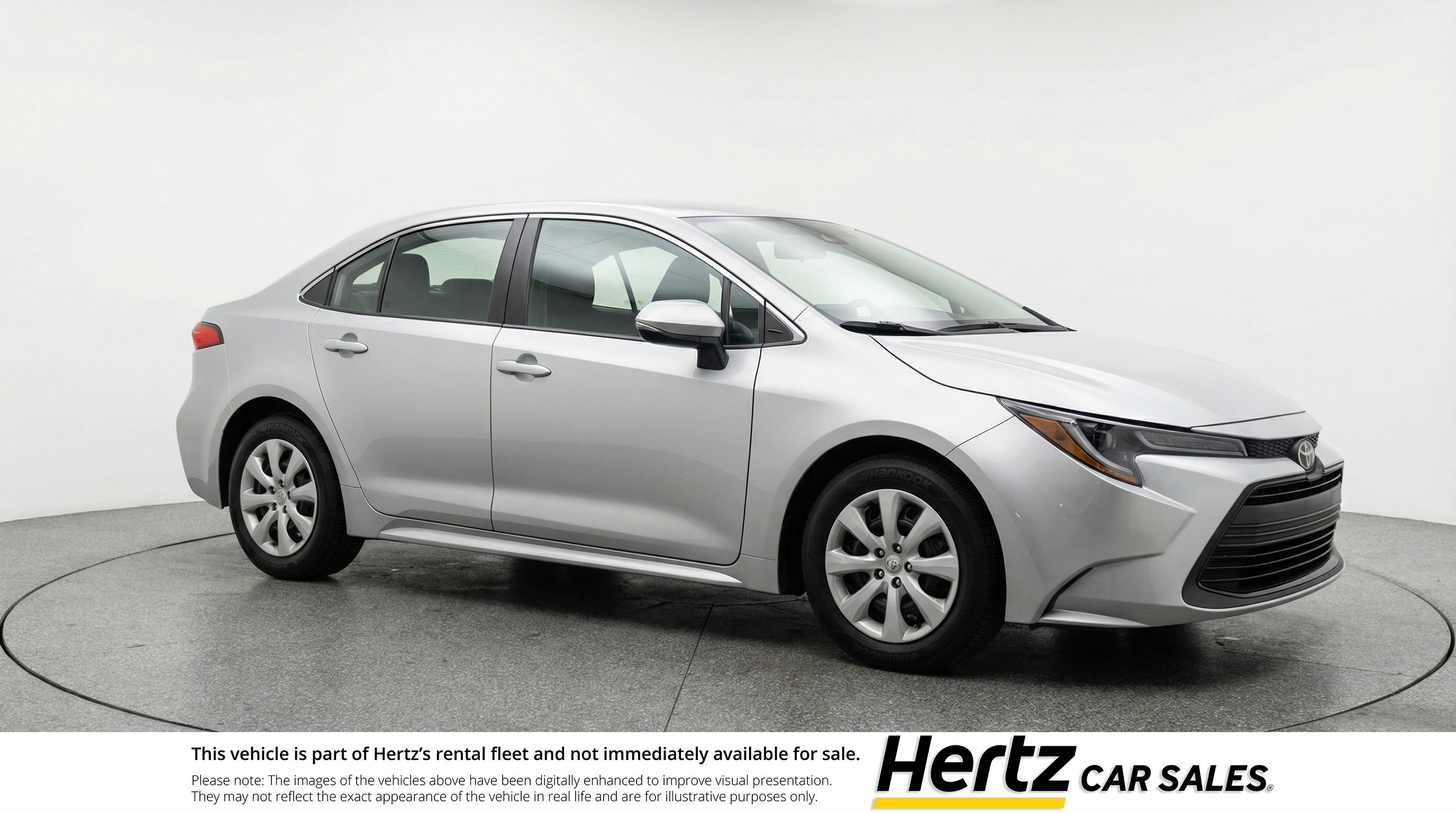 Used 2025 Toyota Corolla LE image 1