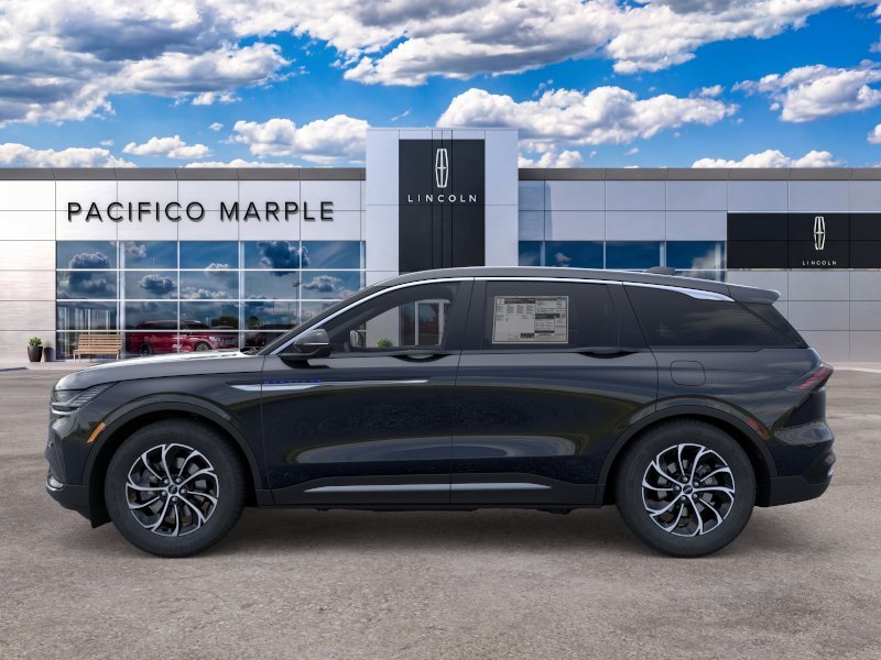 New 2026 Lincoln Nautilus Premier AWD/4WD image 3