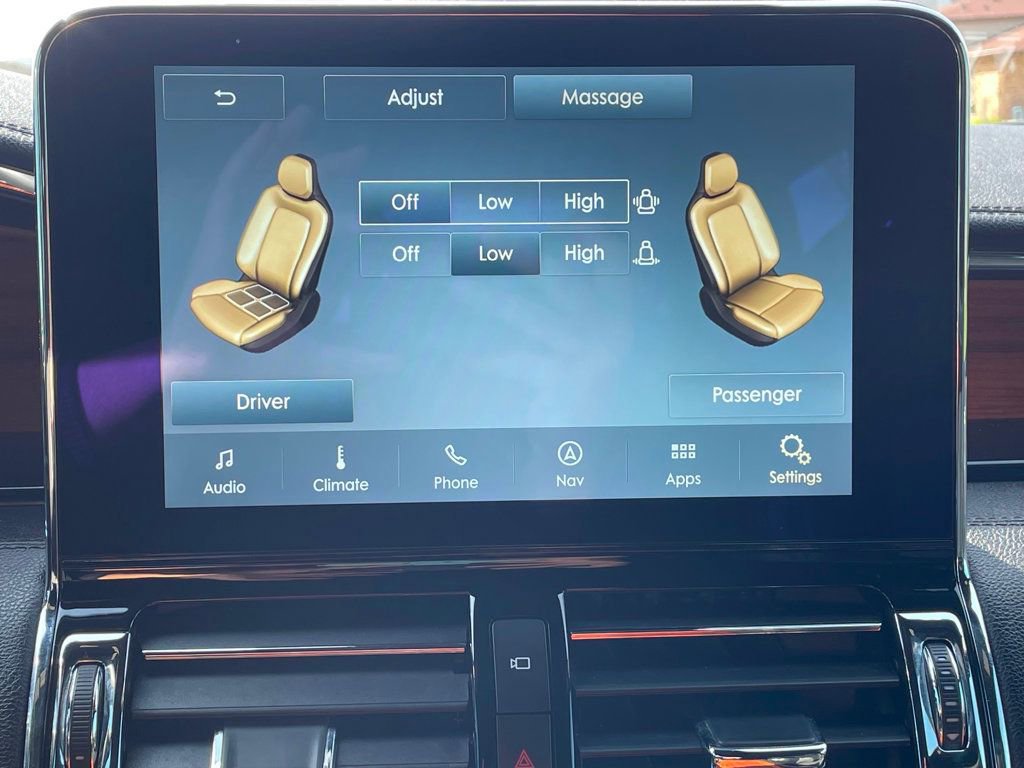 Used 2020 Lincoln Navigator Reserve image 41