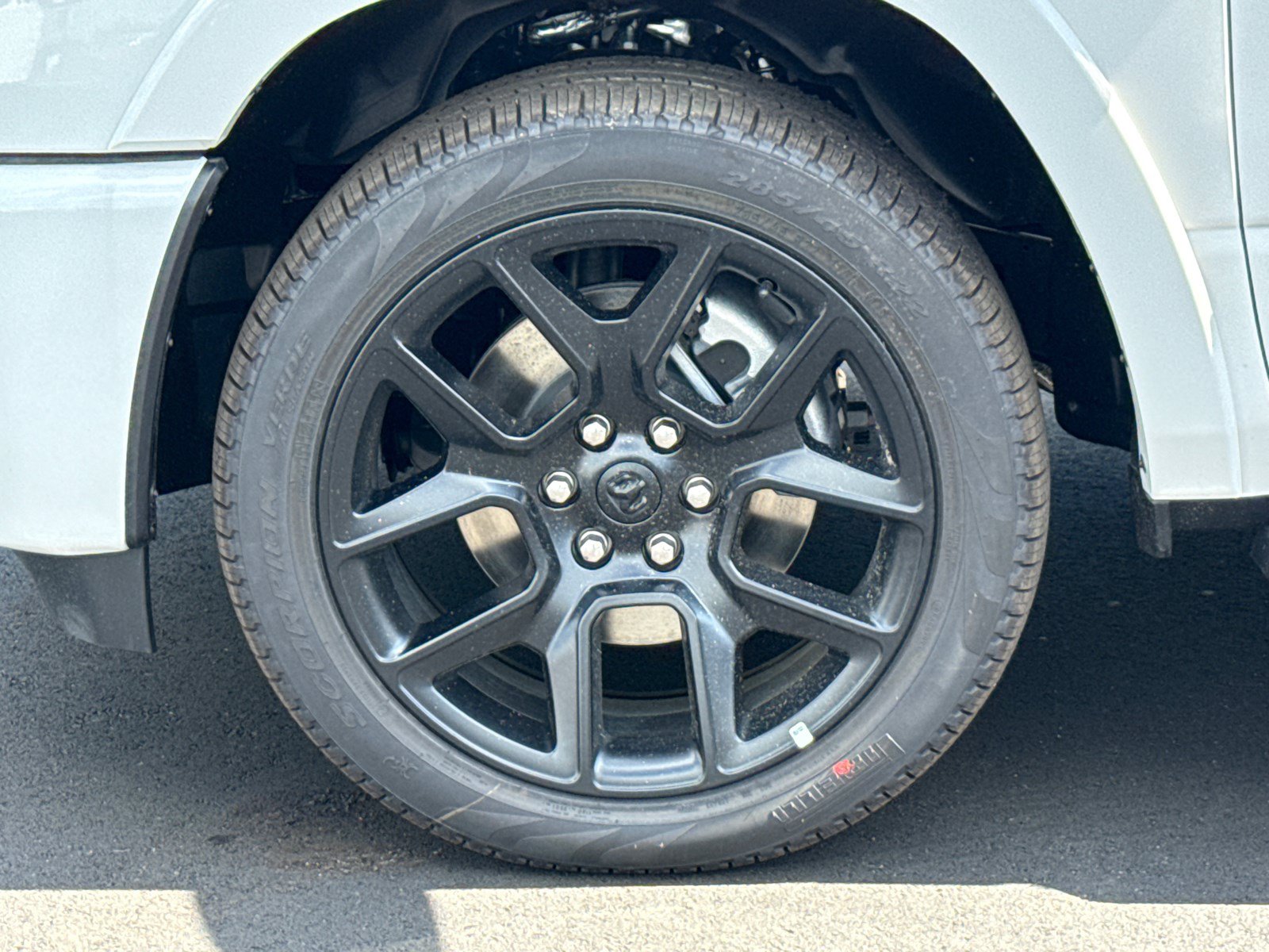 New 2027 RAM 1500 Laramie w/ Night Edition AWD/4WD image 11