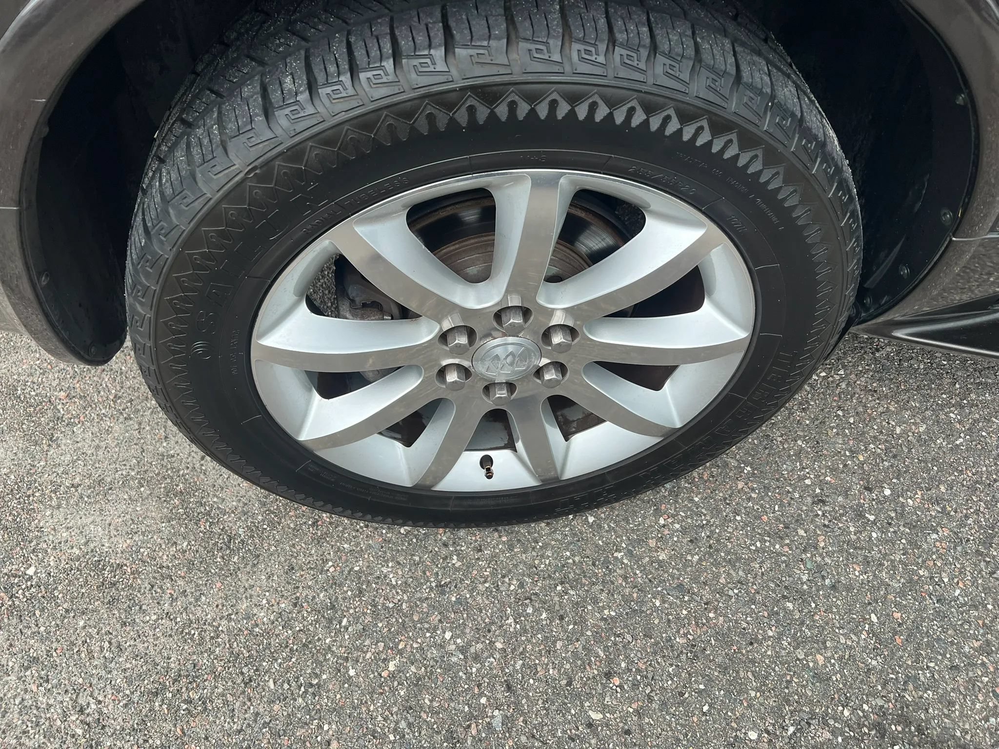 Used 2013 Buick Enclave Premium AWD/4WD image 17