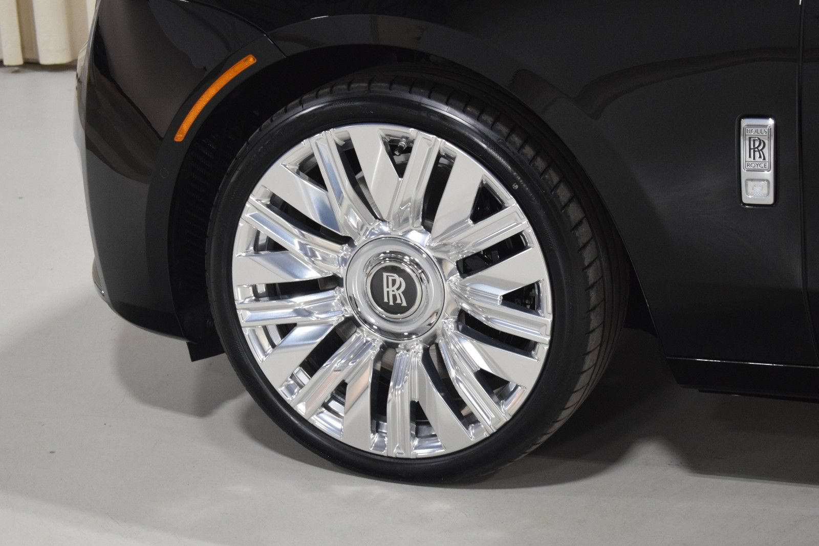 New 2026 Rolls-Royce Ghost AWD/4WD image 17