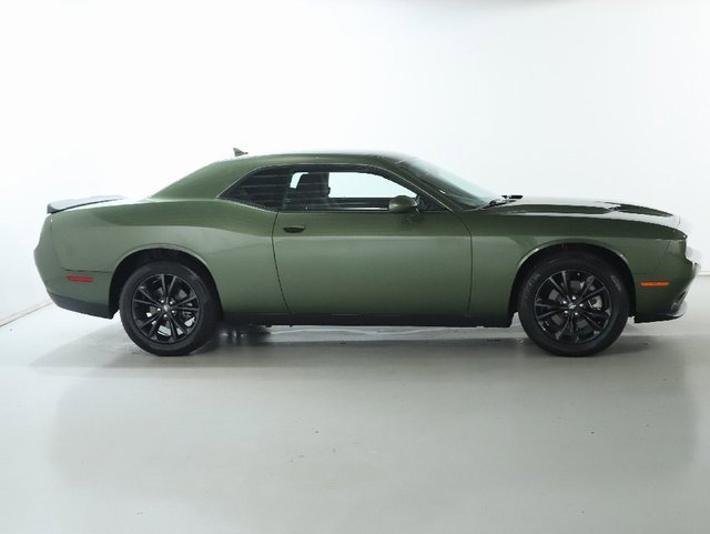 Used 2023 Dodge Challenger SXT w/ Blacktop Package image 11