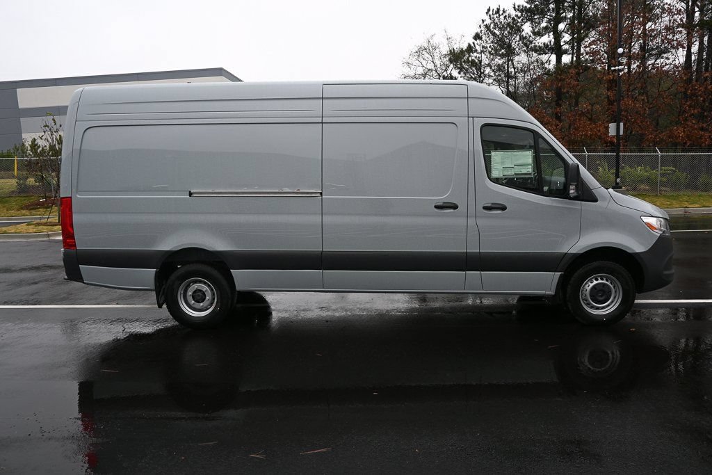 Used 2026 Mercedes-Benz Sprinter 3500 image 24