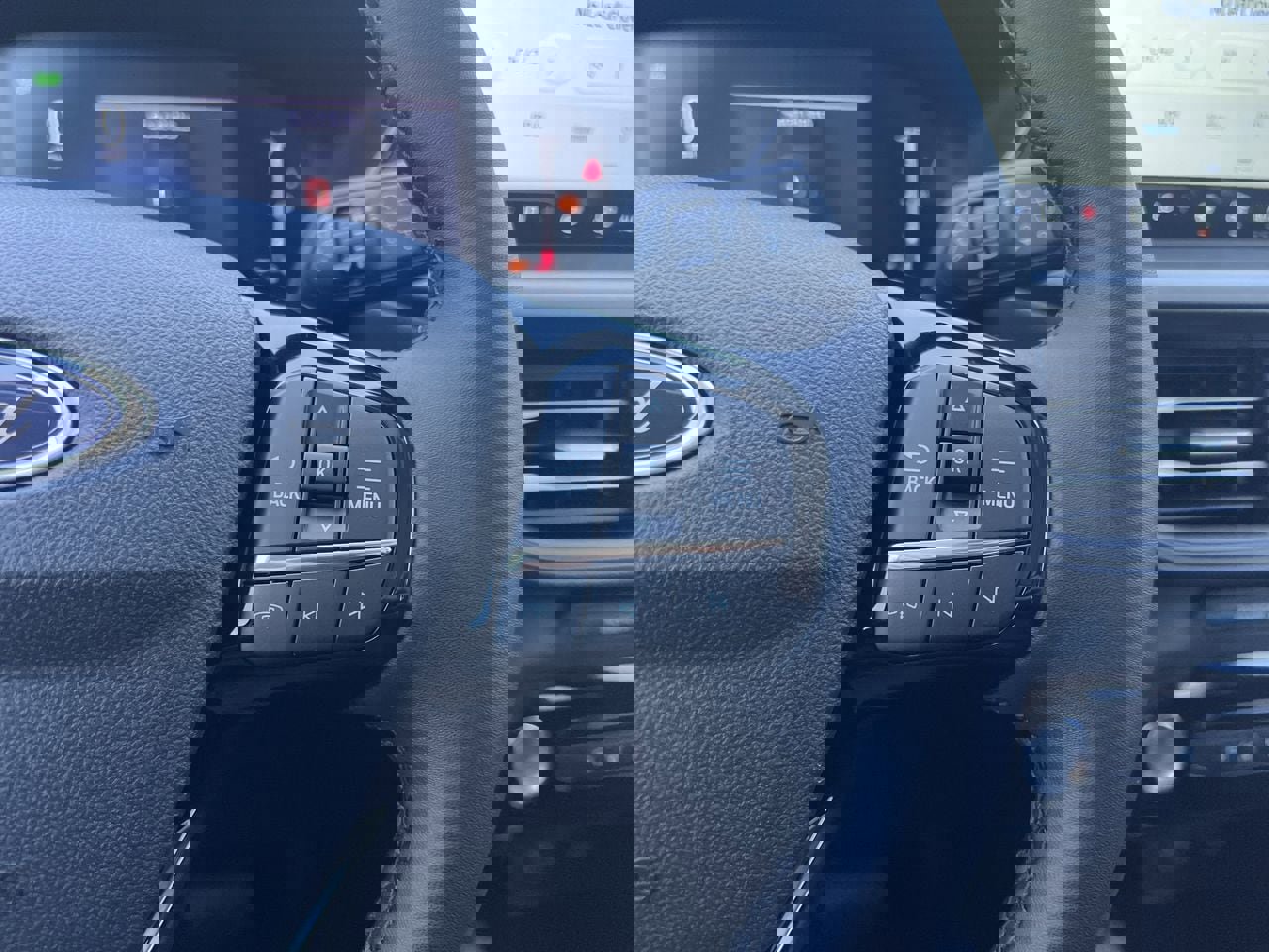 New 2026 Ford Escape SE image 9