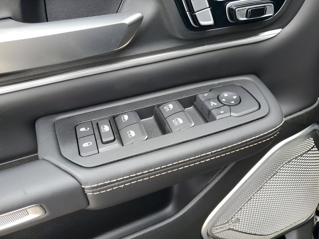 New 2026 RAM 1500 Tungsten AWD/4WD image 32
