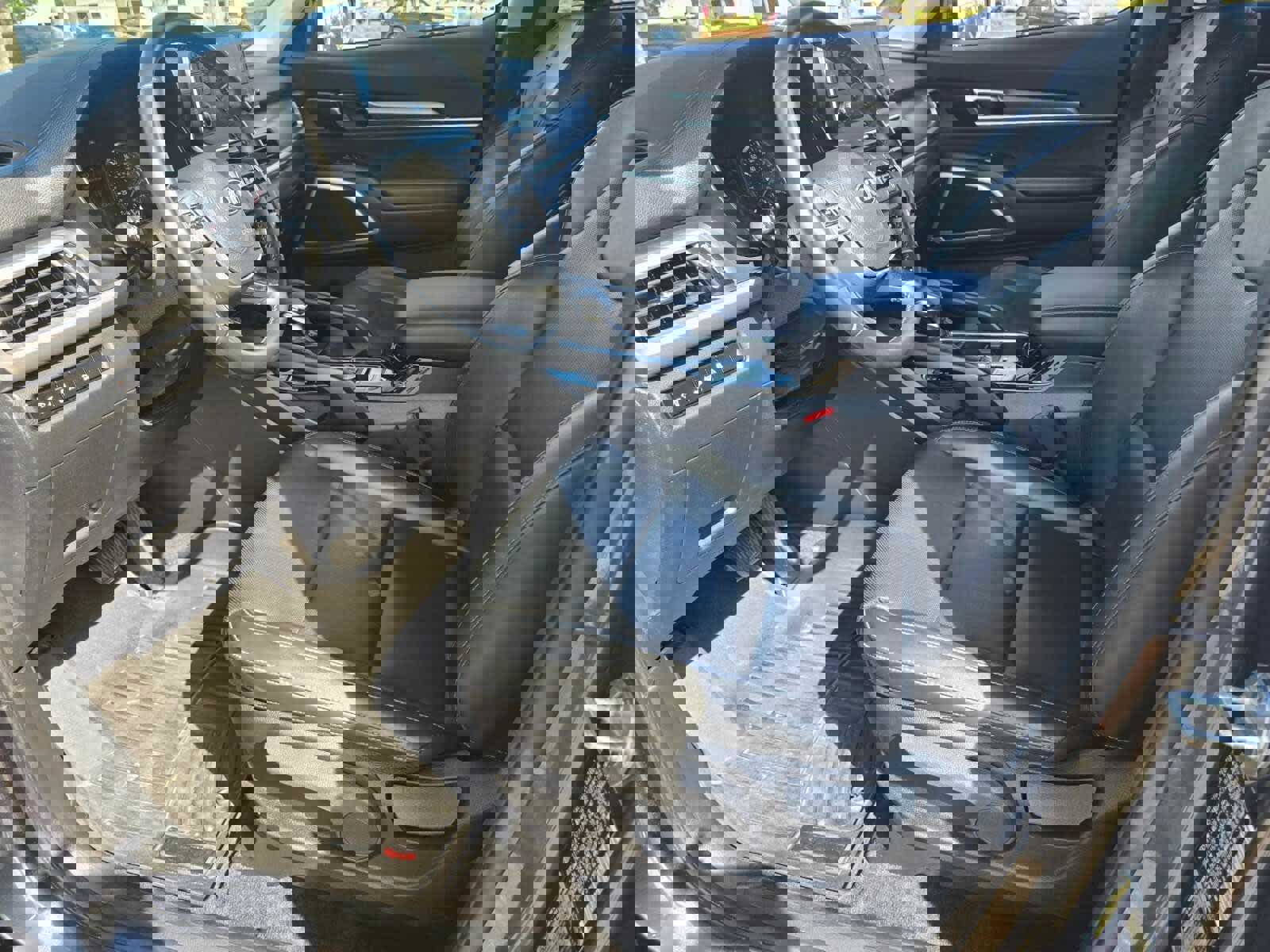 Used 2021 Kia Telluride LX image 6