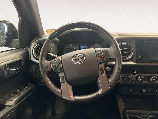 Used 2019 Toyota Tacoma TRD Sport image 12