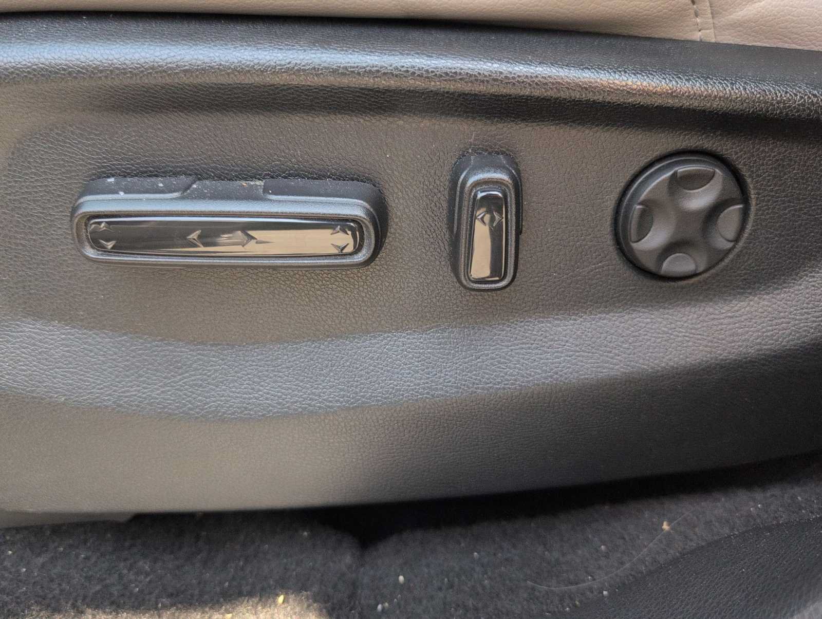 Used 2017 Honda CR-V EX-L image 17