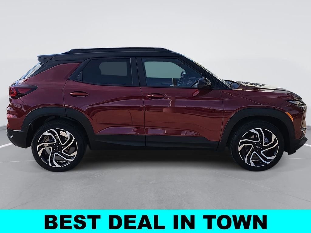 Used 2025 Chevrolet TrailBlazer RS w/ Driver Confidence Package video 2