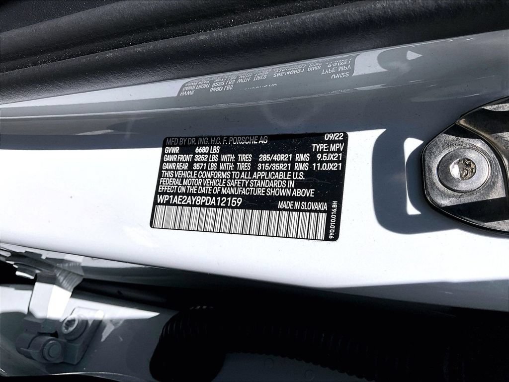 Certified 2023 Porsche Cayenne Platinum Edition AWD/4WD image 35