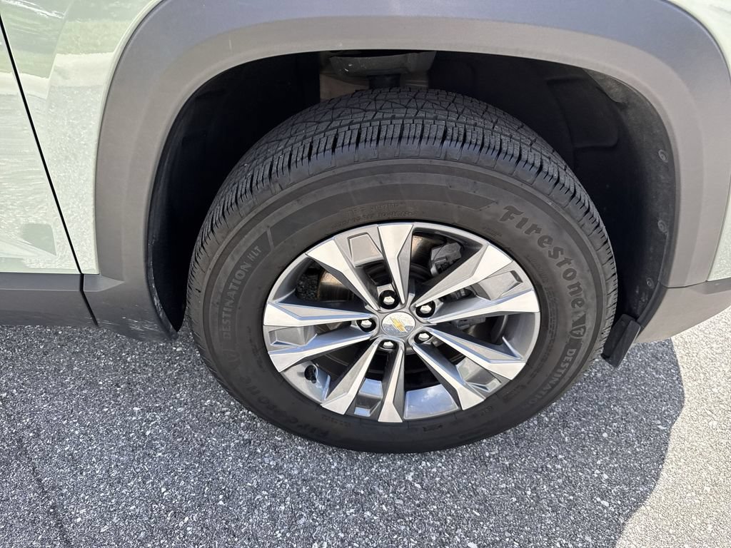 Used 2026 Chevrolet Equinox LT FWD image 58