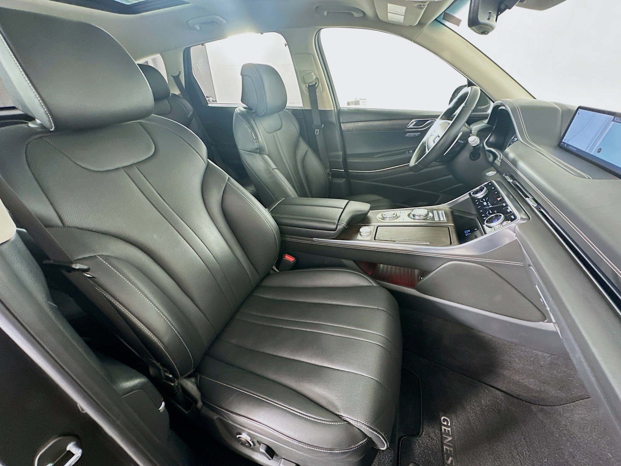 Used 2024 Genesis GV80 3.5T image 31