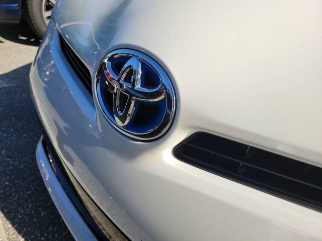 Used 2015 Toyota Prius Three w/ Solar Roof Package image 11