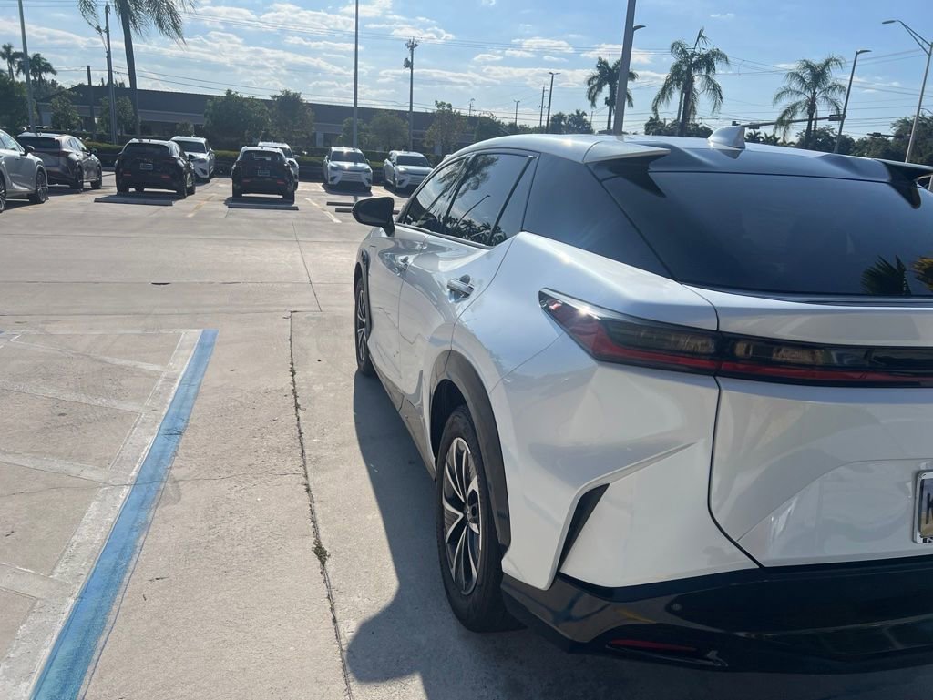Used 2024 Lexus RZ 300e Premium w/ Cold Area Package FWD image 7