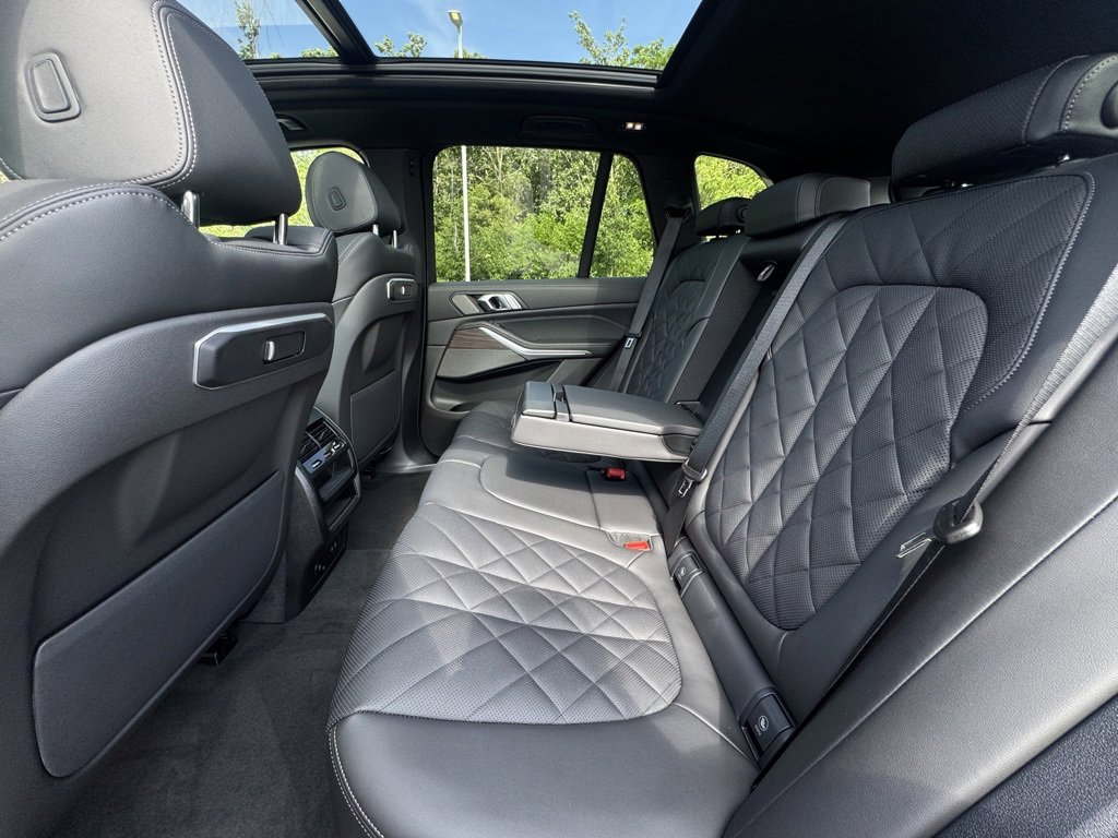 Used 2026 BMW X5 xDrive50e w/ Premium Package image 19