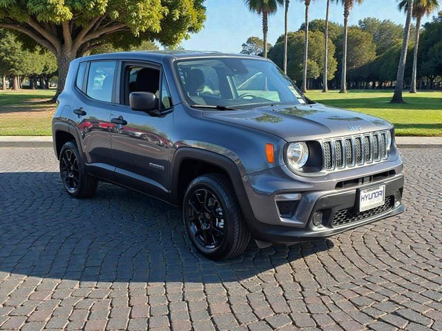 Used 2021 Jeep Renegade Sport image 4