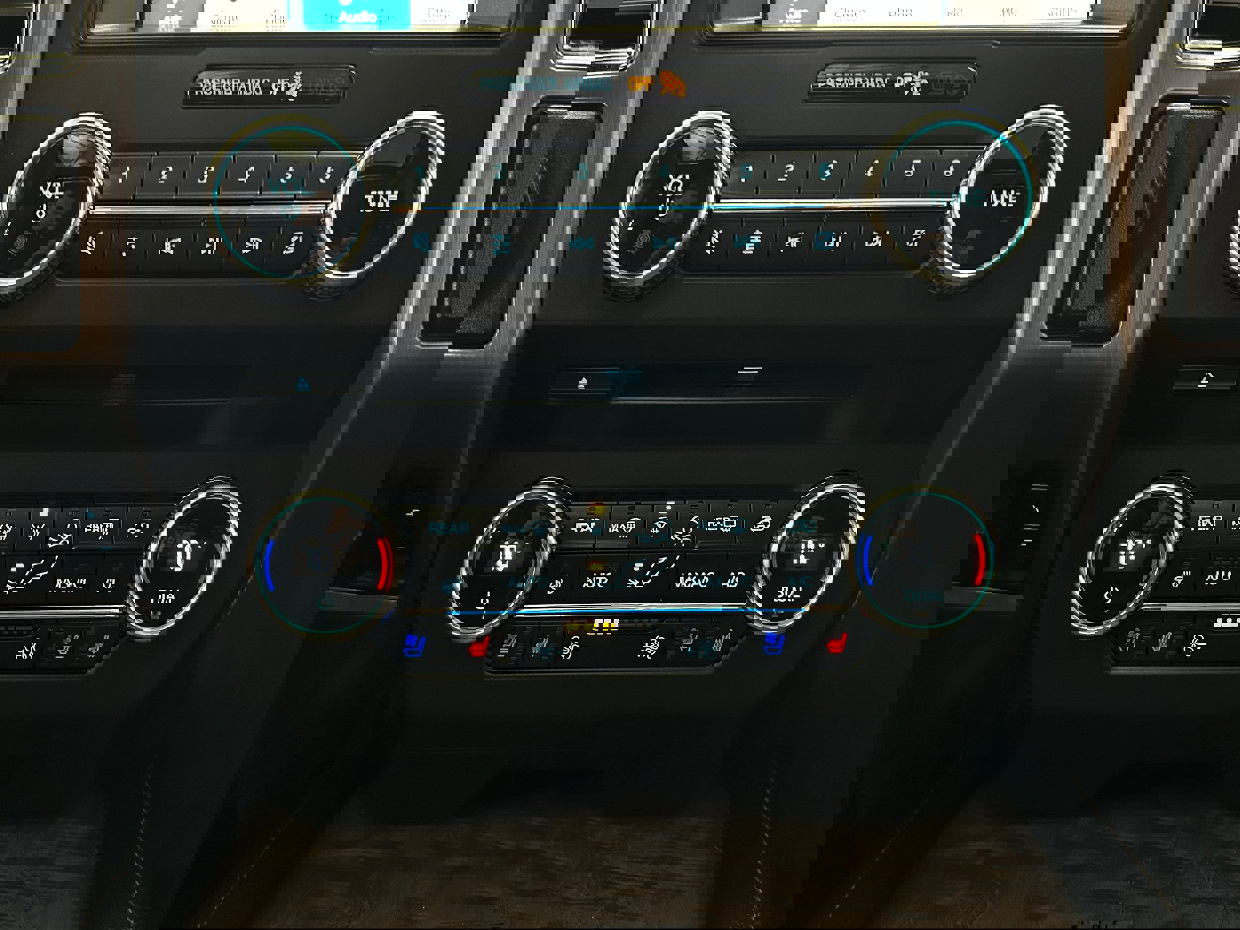 Used 2018 Ford Expedition Max Platinum image 10