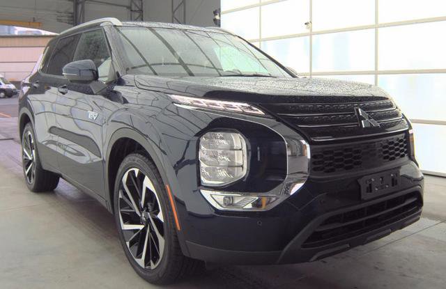 Used 2024 Mitsubishi Outlander SEL Black Edition image 4