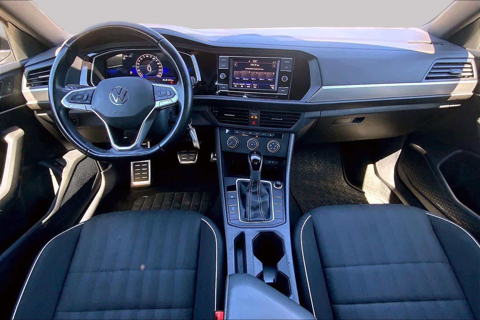 Used 2024 Volkswagen Jetta Sport FWD image 15