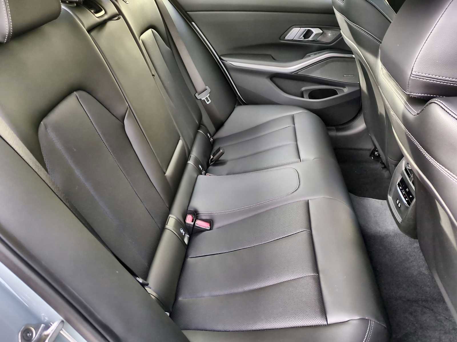 New 2026 BMW M340i xDrive w/ Premium Package image 21